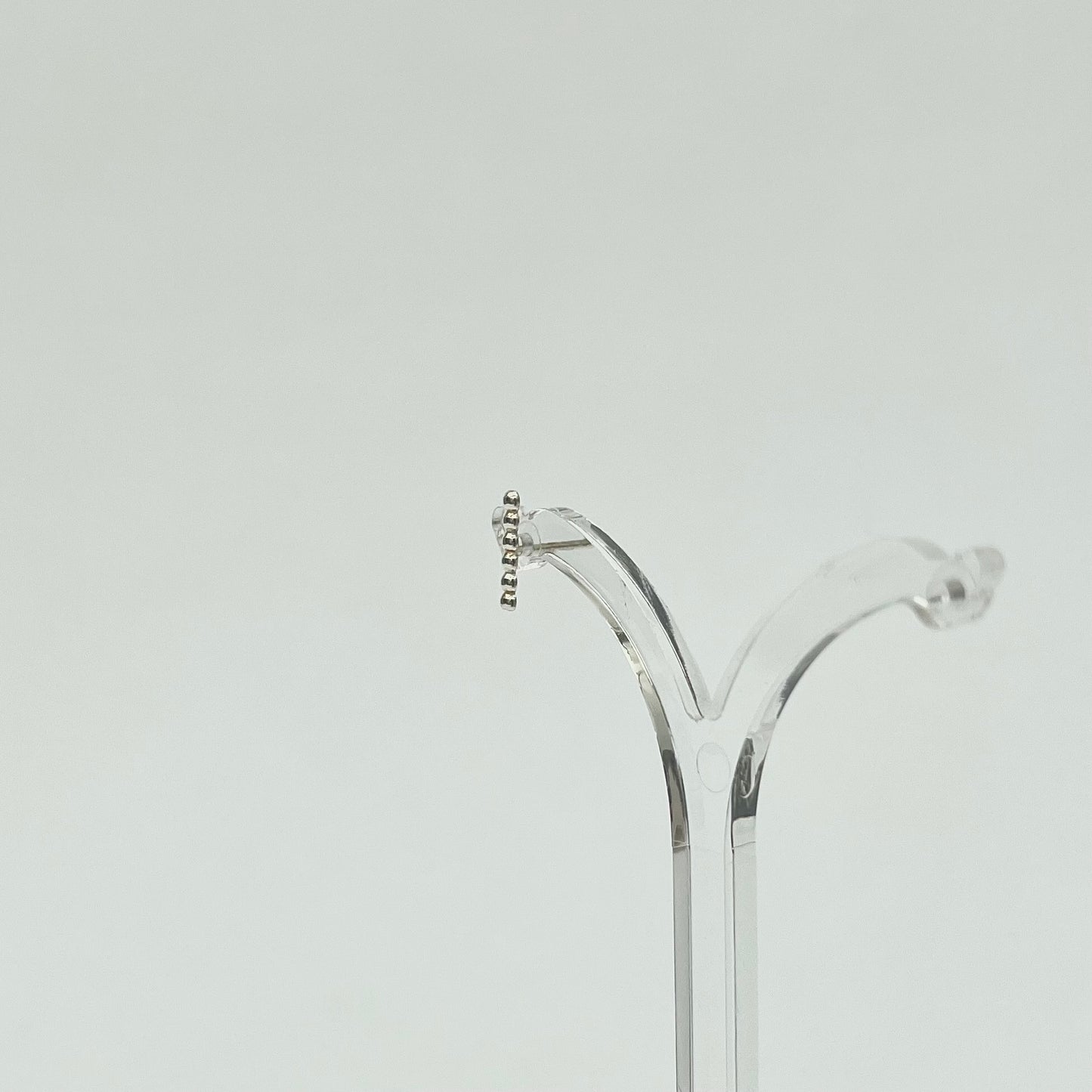 sasasa Short Stick Single Stud Earring / Silver