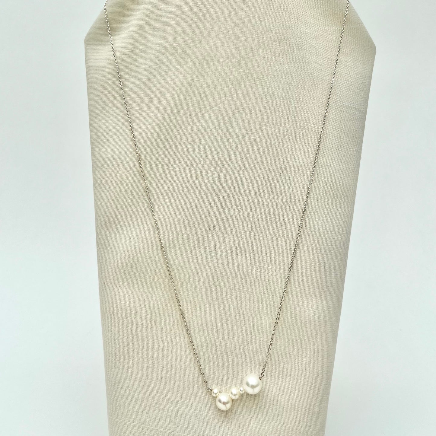 pokopoko Long 5 peals Necklace / Silver