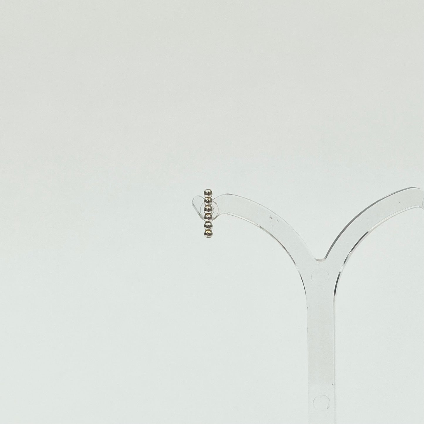 sasasa Short Stick Single Stud Earring / Silver