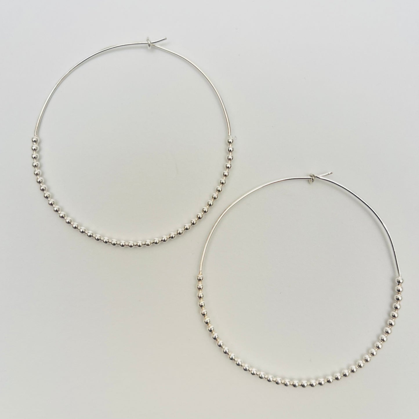 puchipuchi Hoop Earrings (Pair) Large / Silver