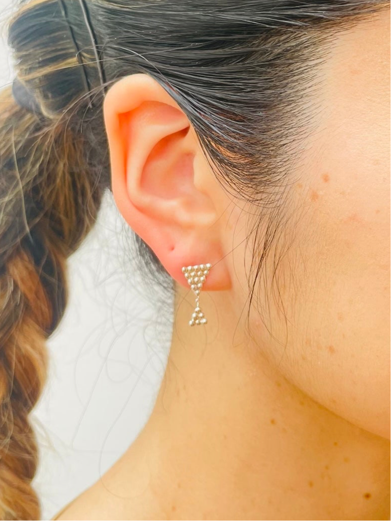 dekoboko Big Triangle with Small Triangle Single Stud Earring / Silver