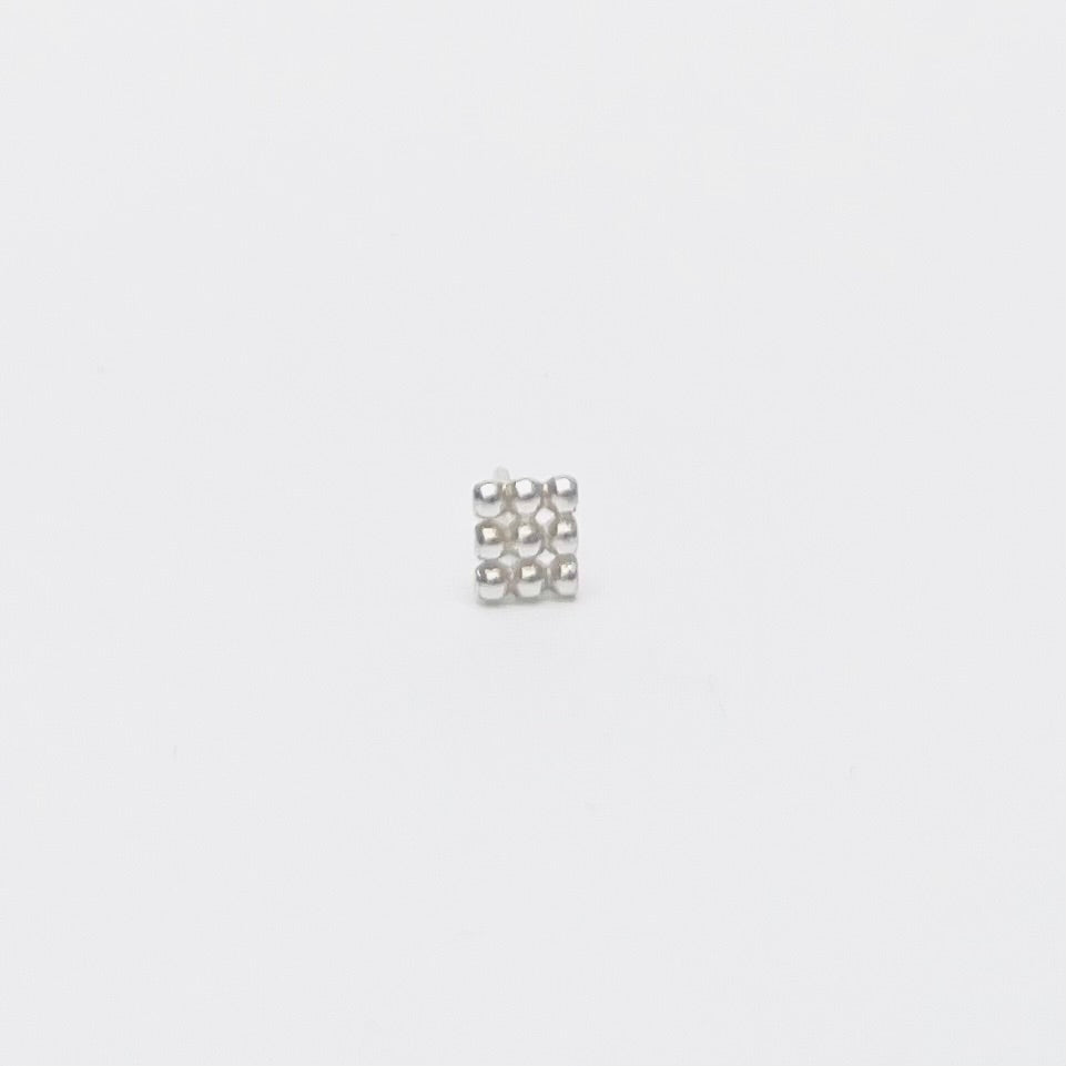 dekoboko Mini Square Single Stud Earring / Silver